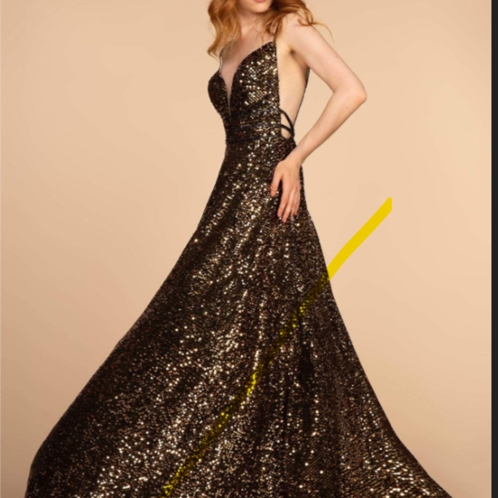 Elegant Black Sequin Backless Gown